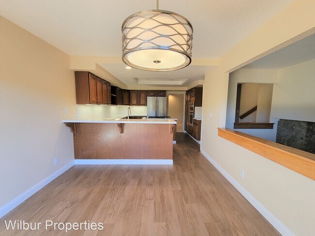 Building Photo - 3 br, 2.5 bath House - 3 Oliver Court