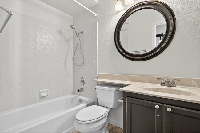 Building Photo - 466 Mountain Laurel Ct