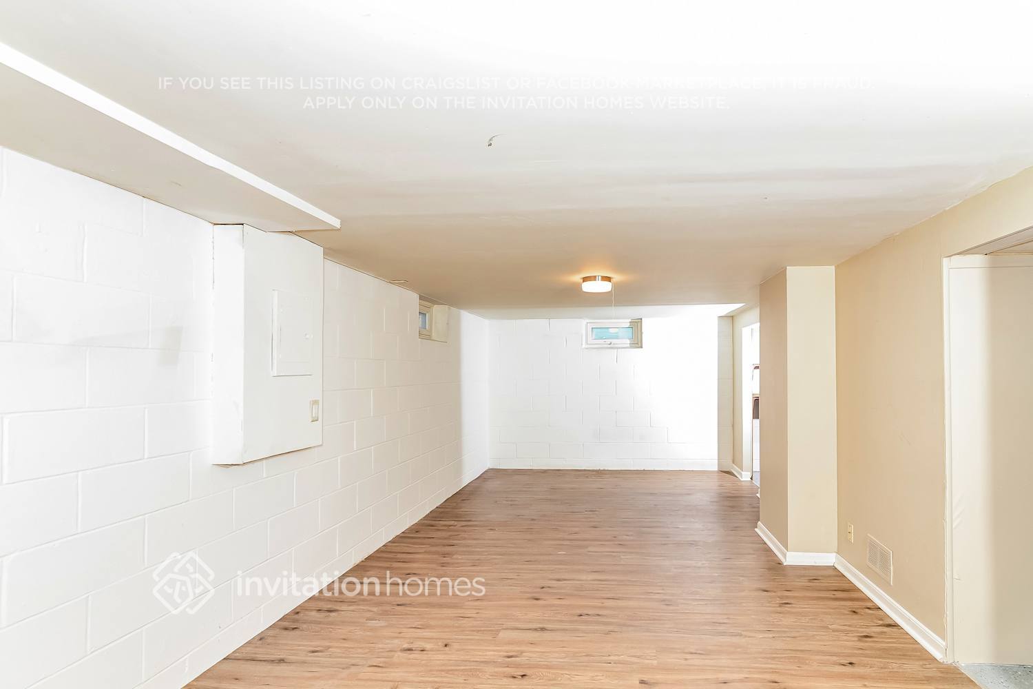 Building Photo - 816 81st Ave N