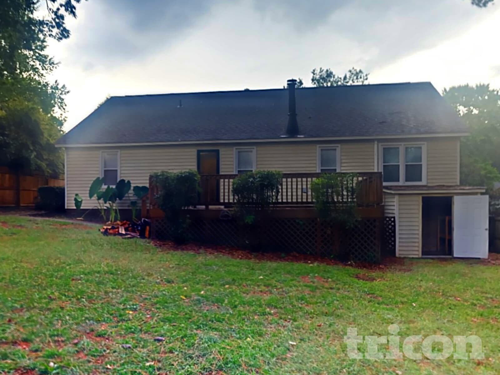 Building Photo - 112 Hedgefield Rd
