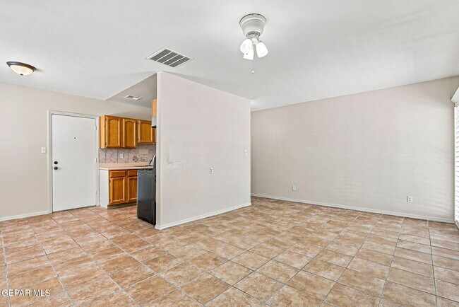 Building Photo - 11859 Urbici Soler Dr