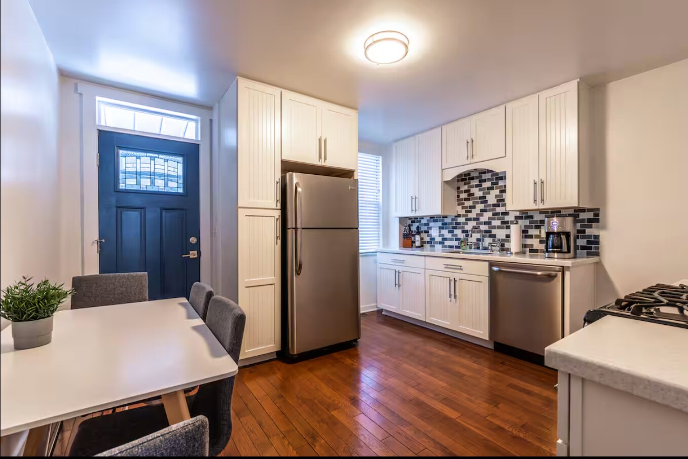 newly remodeled kitchen - 4210 Calvin St