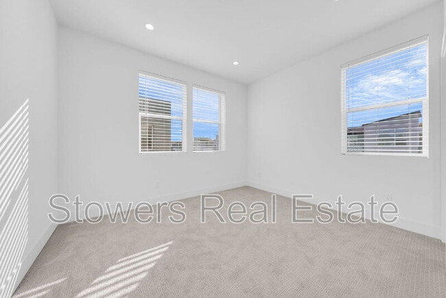 Building Photo - 3001 Ivory Ter