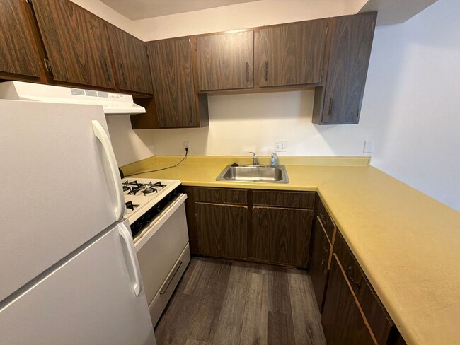 Interior Photo - 333 Coolidge Ave. (12 Units)