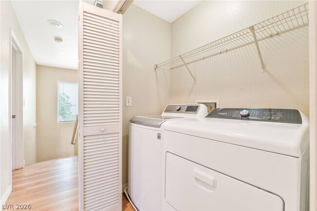 Building Photo - 609 Beckton Park Ave