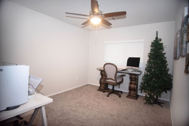 Building Photo - 12727 Taymouth Manor Dr