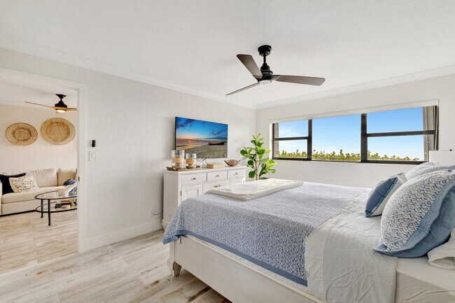 Building Photo - 7420 S Ocean Dr