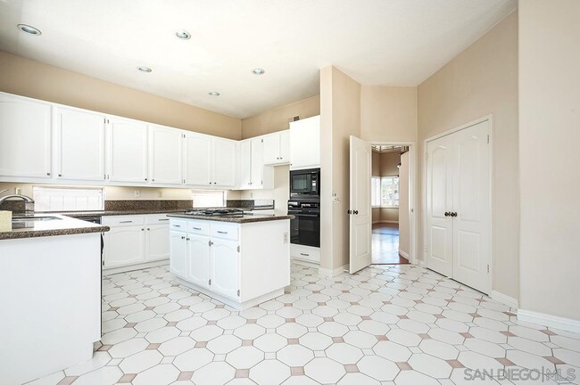 Building Photo - 11718 Windcrest Ln