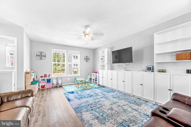 Building Photo - 43871 Eucalyptus Way