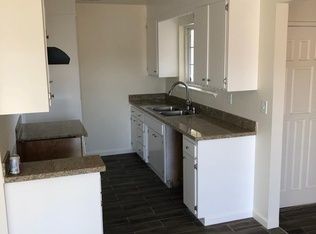 Building Photo - Duplex for Rent
