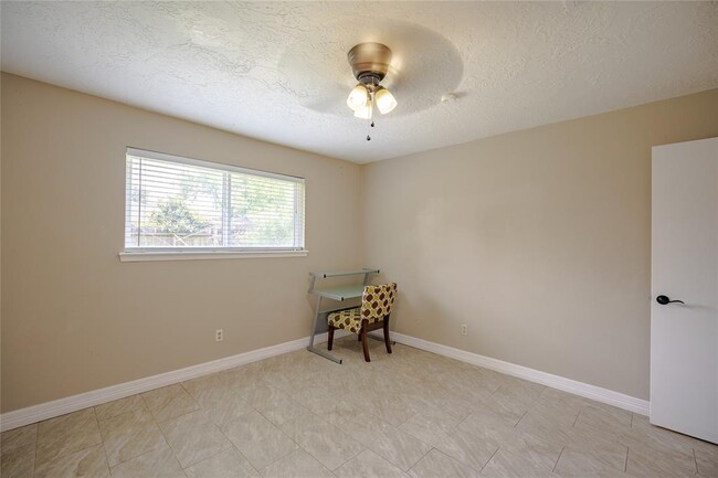 Building Photo - 11435 Triola Ln