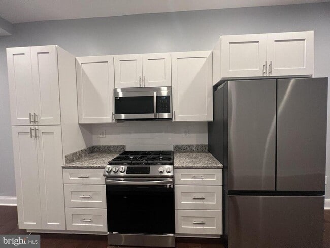 Building Photo - 1607 E Biddle St