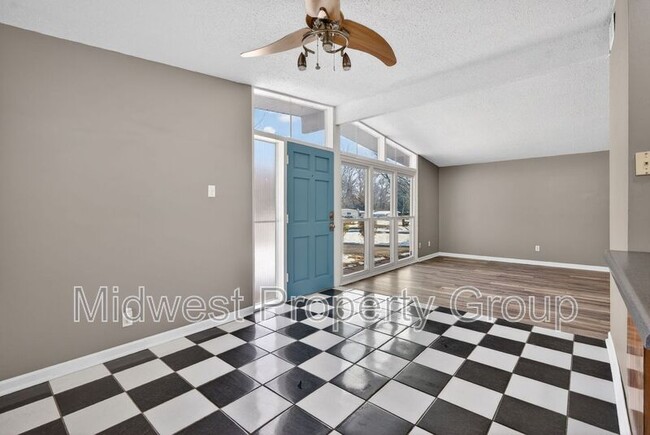 Building Photo - 175 Taney Dr