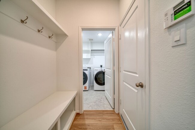 Building Photo - 2334 Honeyberry Shrub Dr