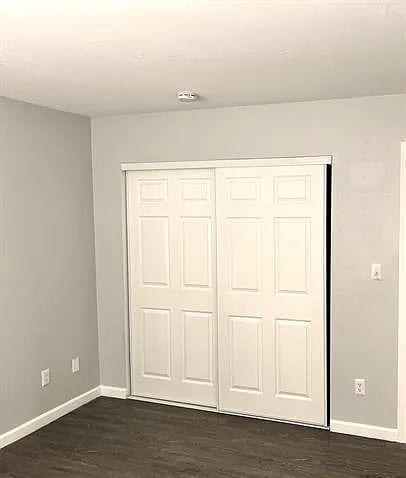 Building Photo - UPDATED 2 BEDROOMS WITH PRIVATE PATIO & CENTRAL AIR