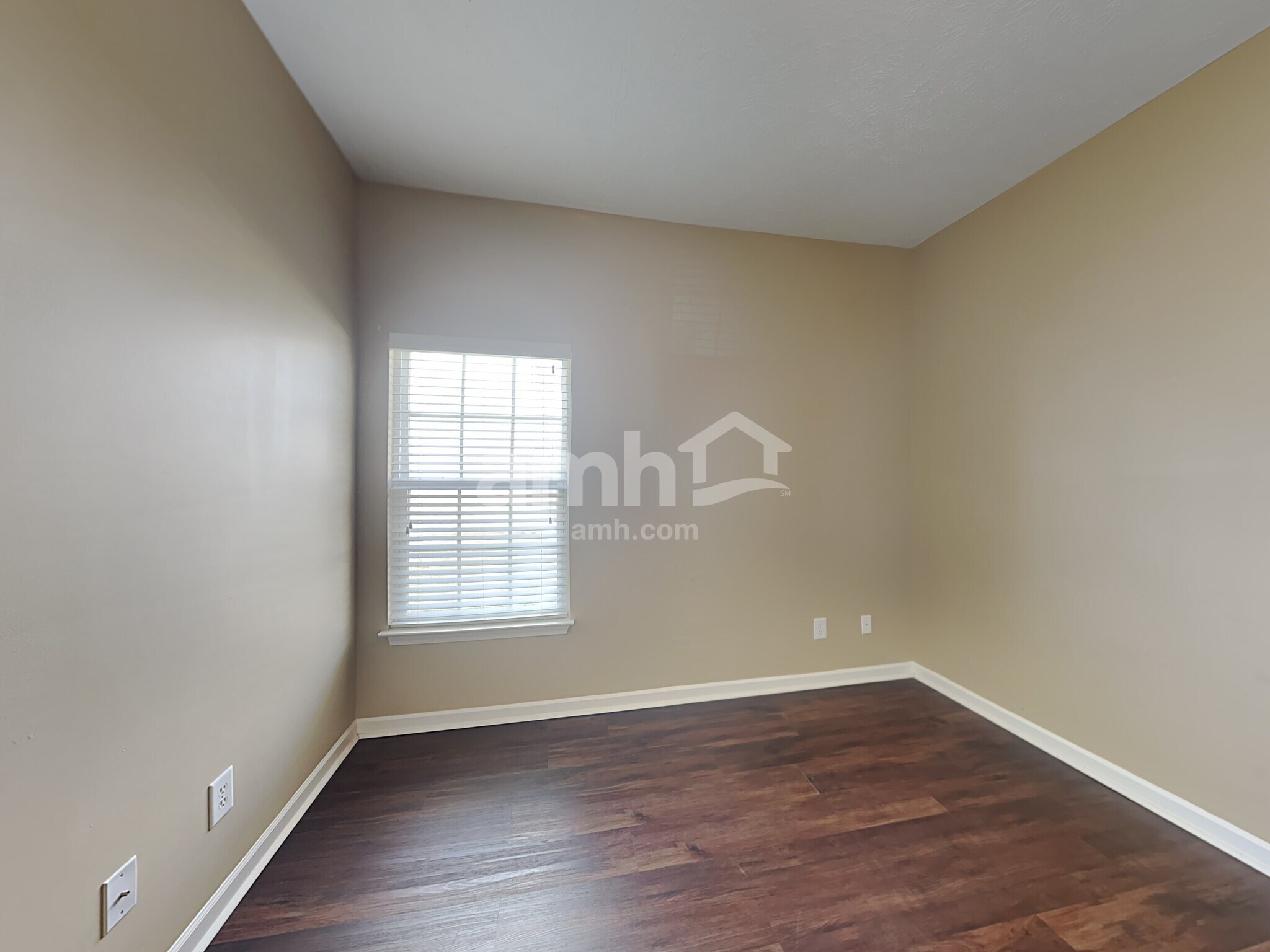 Building Photo - 366 Sarava Ln