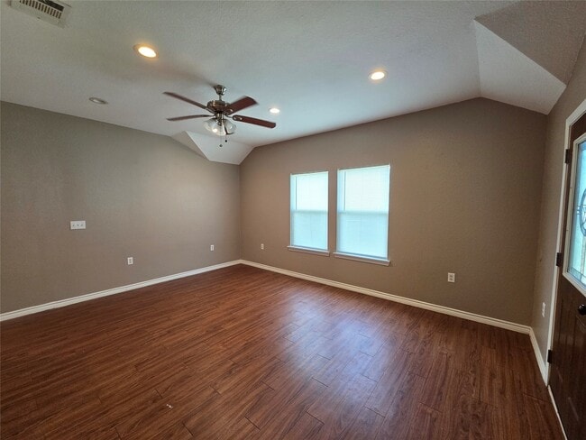 Building Photo - 438 Spence Ln