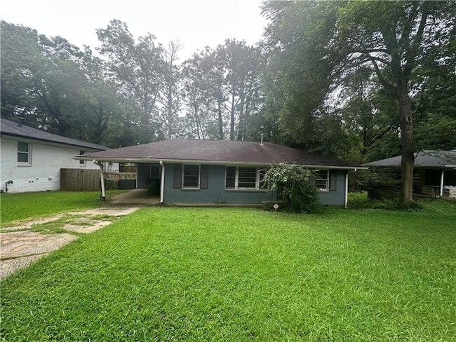 Building Photo - 349 Laquita Dr SE