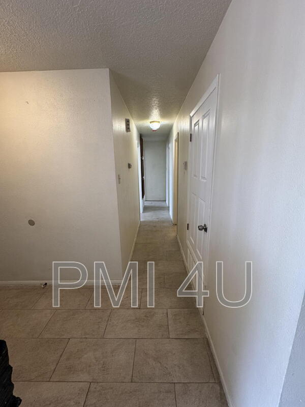 Building Photo - 9605 Benavides Rd SW