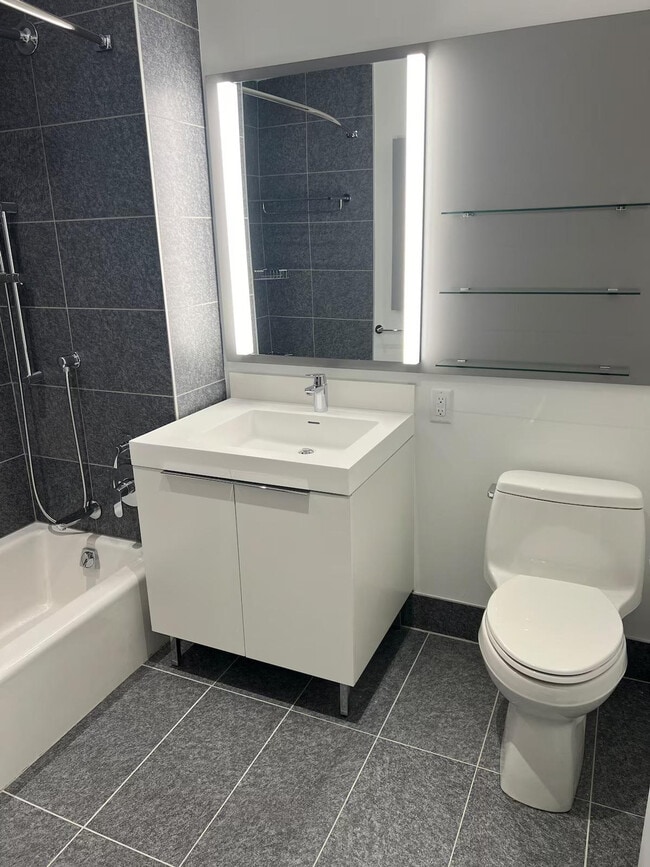 Building Photo - 605 W 42nd St