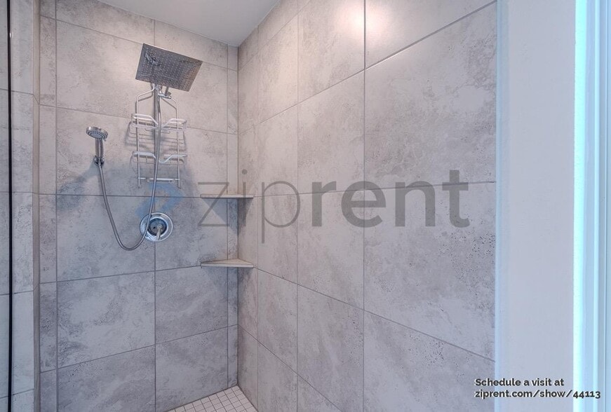 Building Photo - 711 Embercove Dr