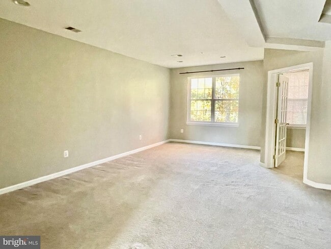 Building Photo - 12418 Liberty Bridge Rd