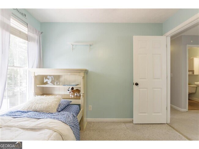 Building Photo - 2807 Forest Wood Dr