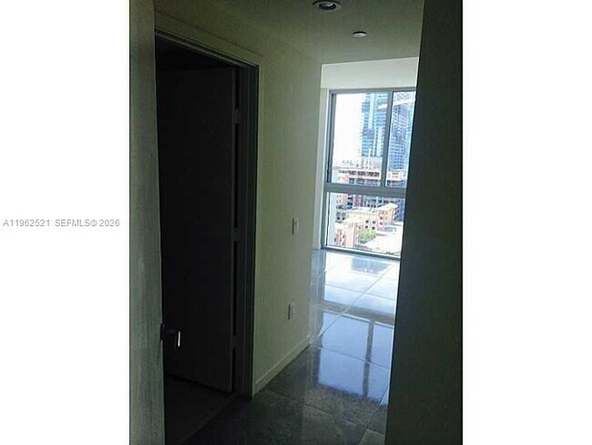 Building Photo - 1100 S Miami Ave