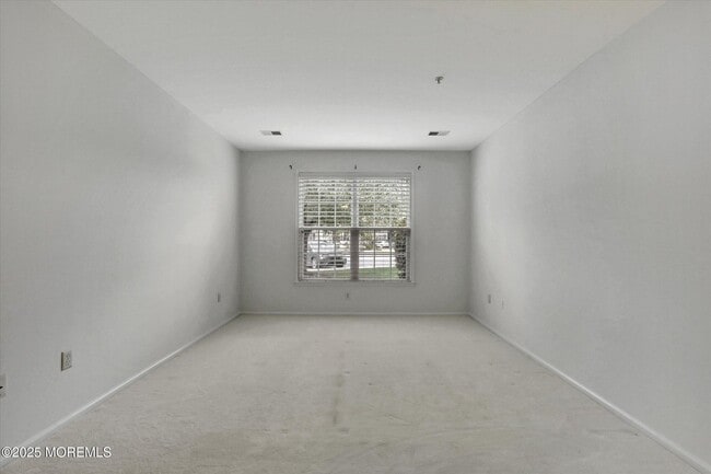 Building Photo - 337 St Andrews Pl