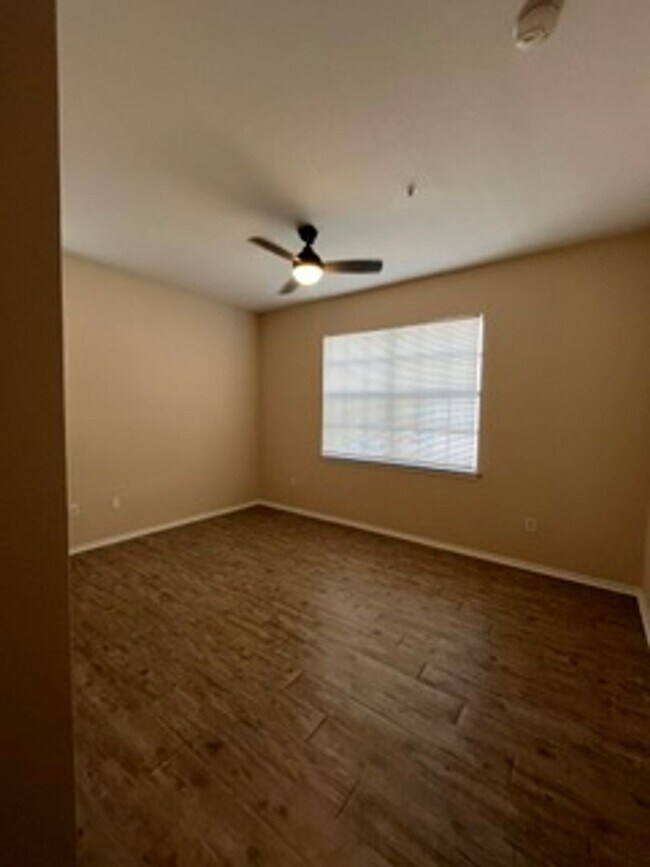 Building Photo - 12914 Sanctuary Cove Dr