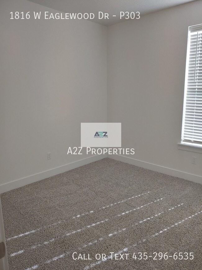 Building Photo - 1816 W Eaglewood Dr