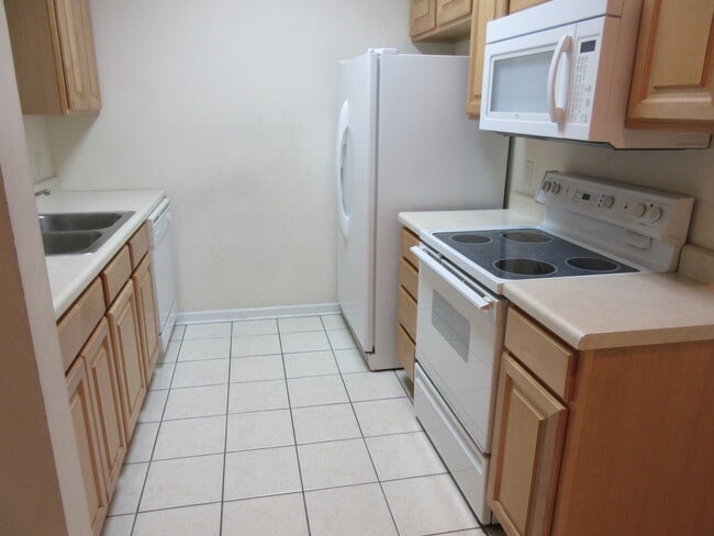 Building Photo - 1115 Kennesaw Ridge Rd