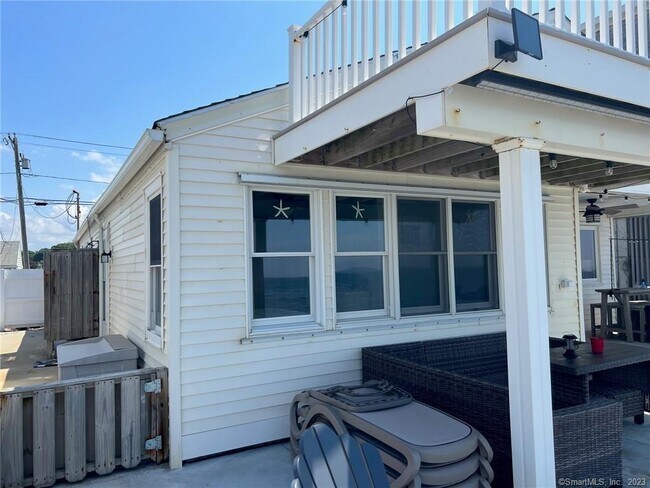 Building Photo - 145 Plum Bank Rd