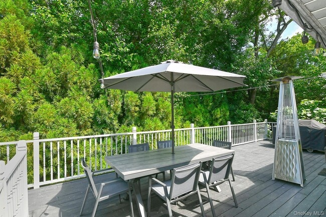 Building Photo - 2 Cherrywood Ln