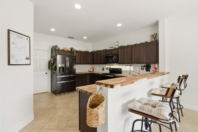 Building Photo - 1085 Center Stone Ln