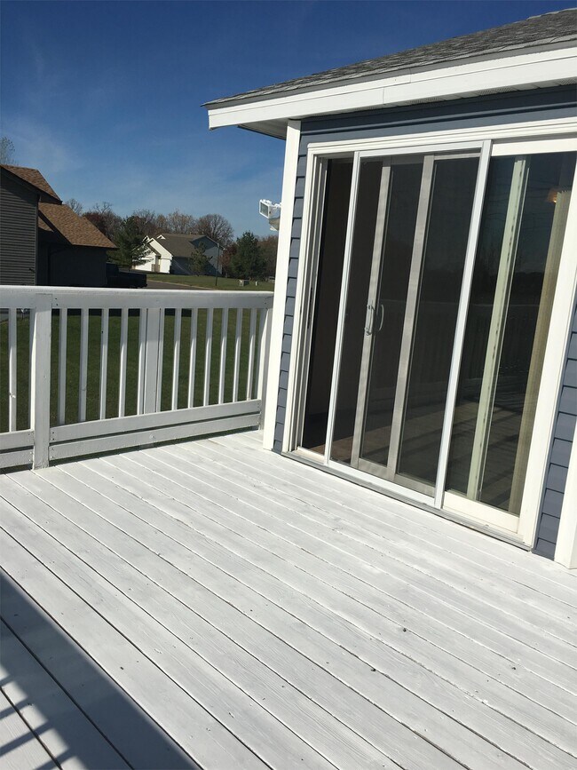 Building Photo - 5726 Egret Ave