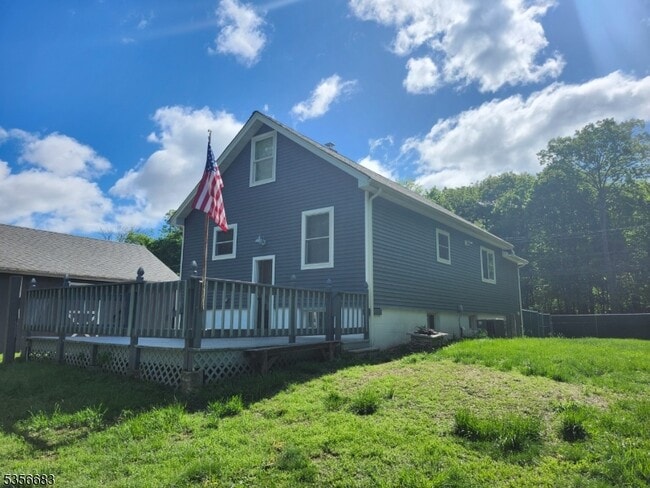 Building Photo - 204 Rifle Camp Rd