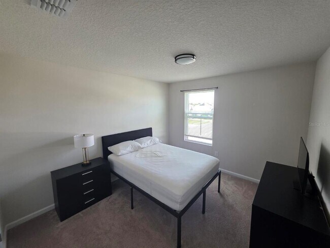 Building Photo - 1128 Eagle Claw Ln