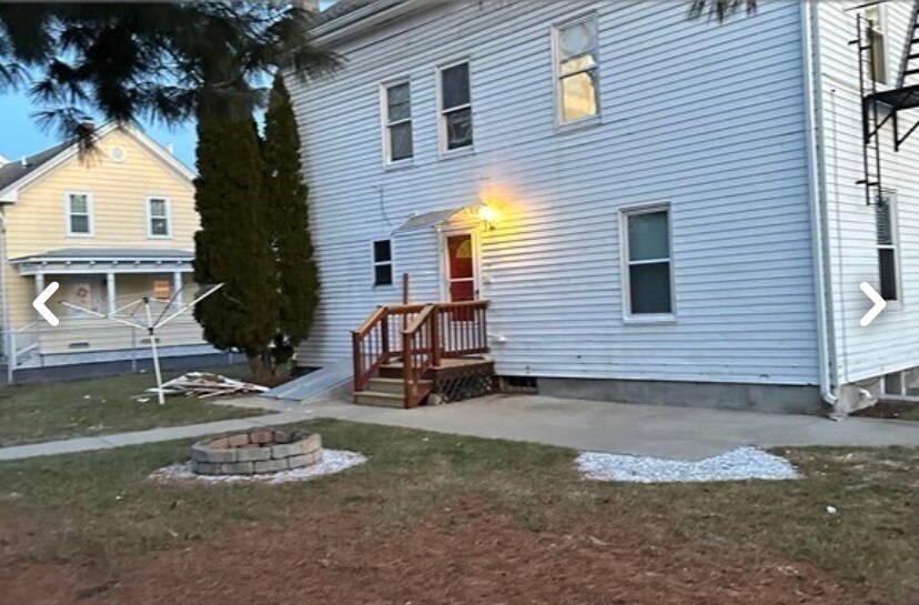 Building Photo - 67 Hope St