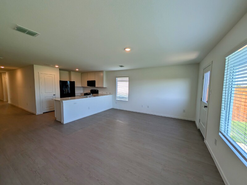 Building Photo - 11321 Rodeo Dr