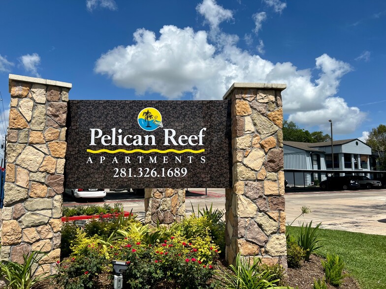 Building Photo - PELICAN REEF - ALL UTILITIES PACKAGE