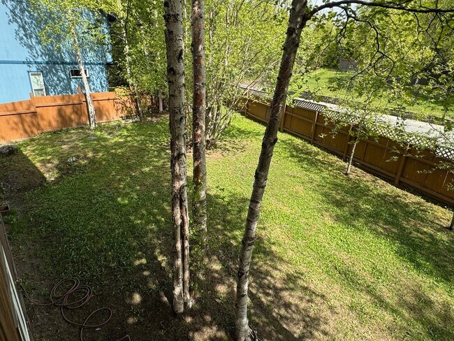 Building Photo - 2521 Autumn Cir