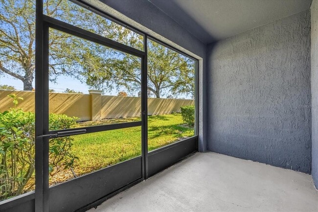 Building Photo - 3577 Wilshire Way Rd