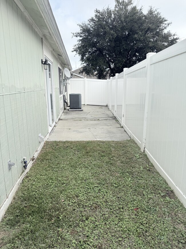 Building Photo - 1301 Turkey Ridge Rd