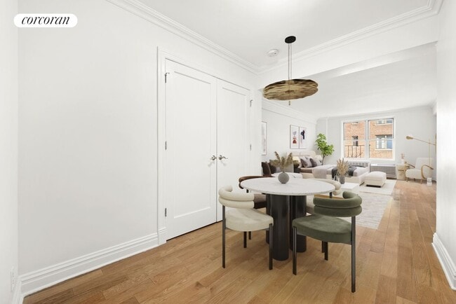 Primary Photo - 401 W 56th St