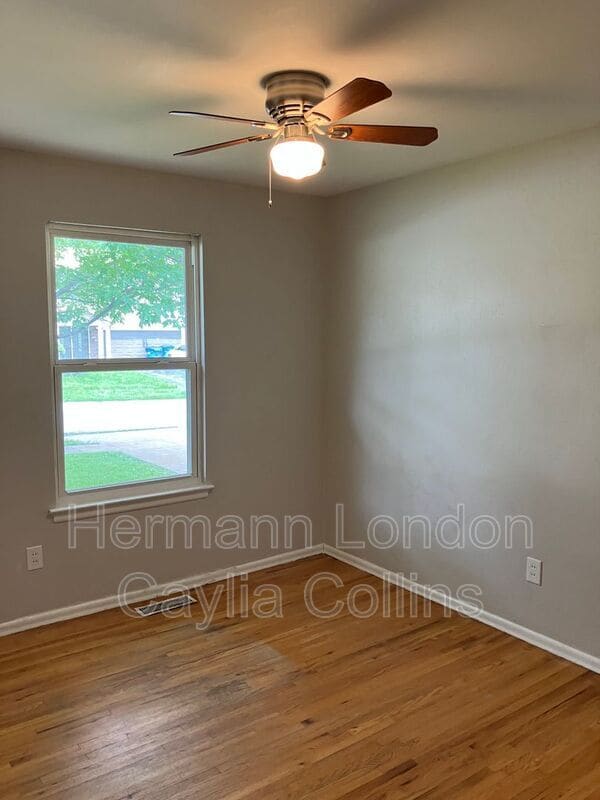 Building Photo - 5369 Ville Rosa Ln