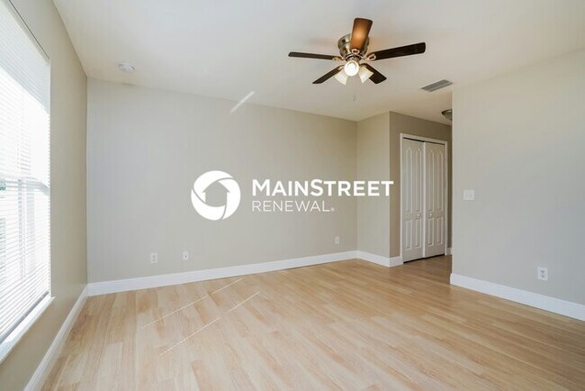 Building Photo - 3 Bedroom Pet-Friendly Home in Cape Coral, FL with Main Street Renewal