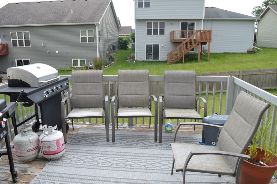 Building Photo - 8917 Snowberry Ln