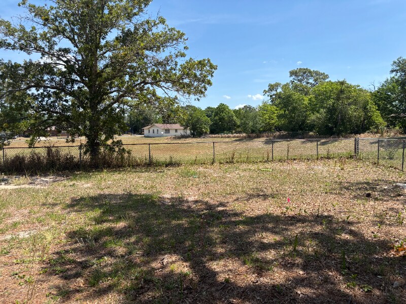 Building Photo - 28 Spring Loop Cir