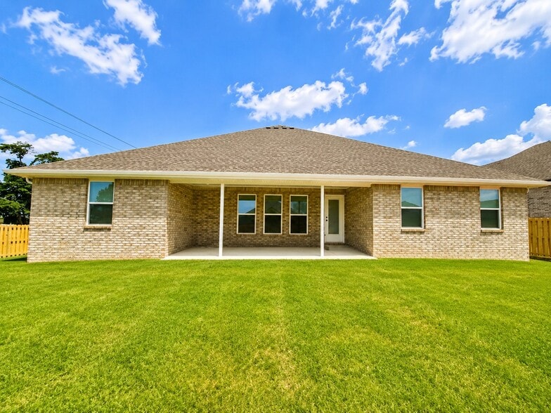 Building Photo - 2631 Elstar Ct